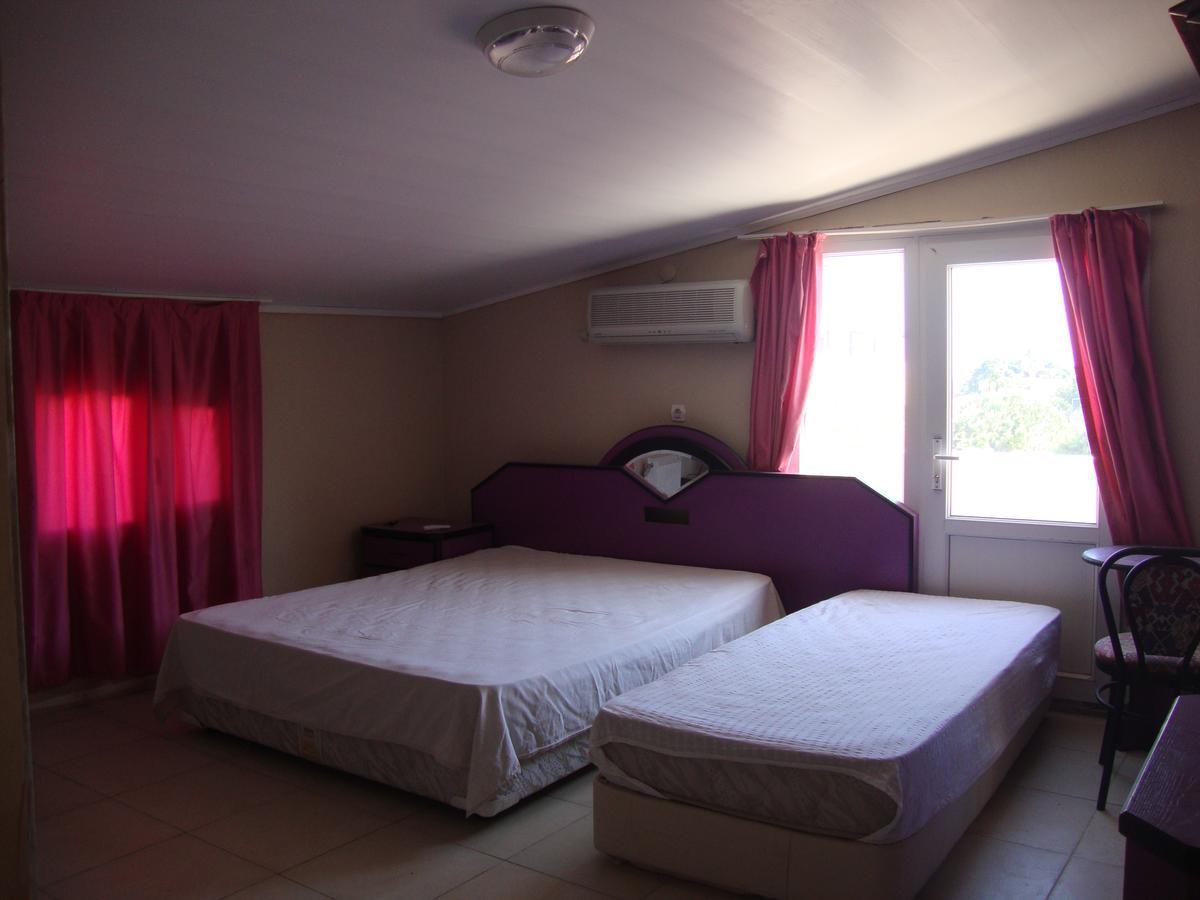 Degerli Motel Seferihisar Exteriér fotografie